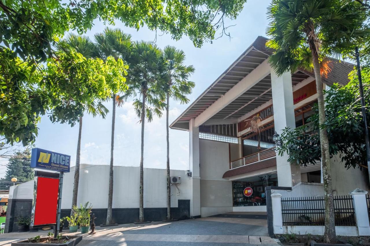 Oyo 1210 Nice Guesthouse Bandung Eksteriør bilde