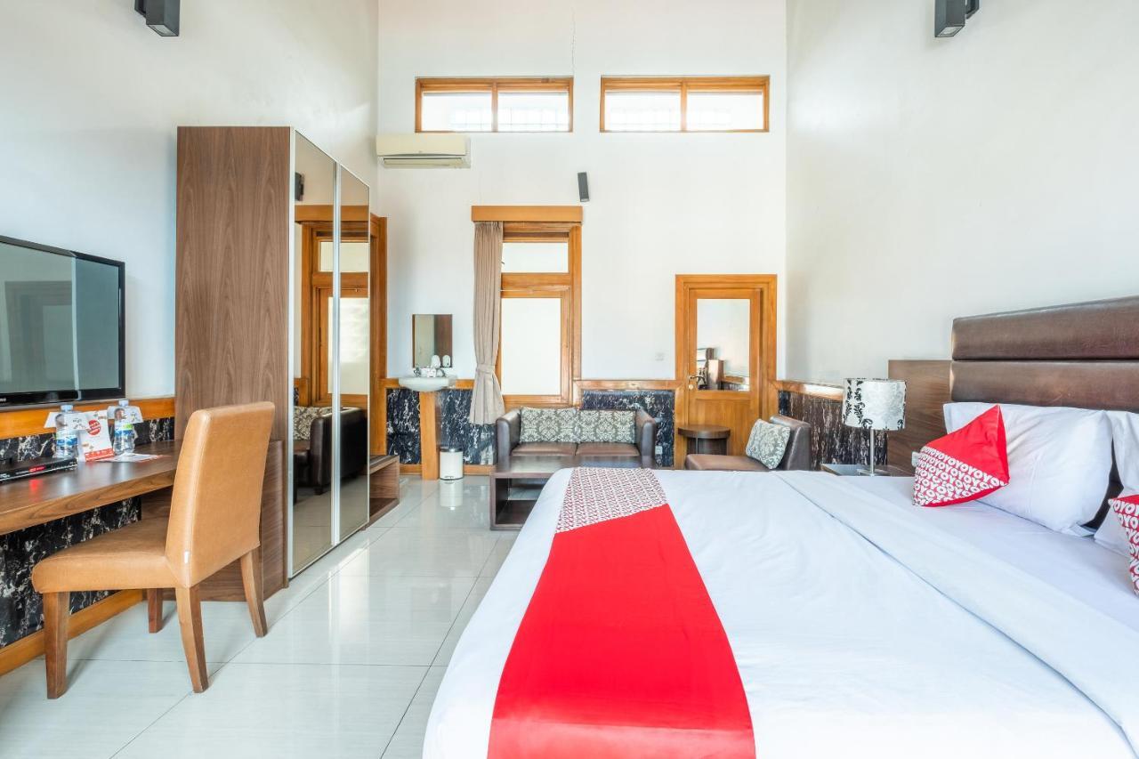 Oyo 1210 Nice Guesthouse Bandung Eksteriør bilde